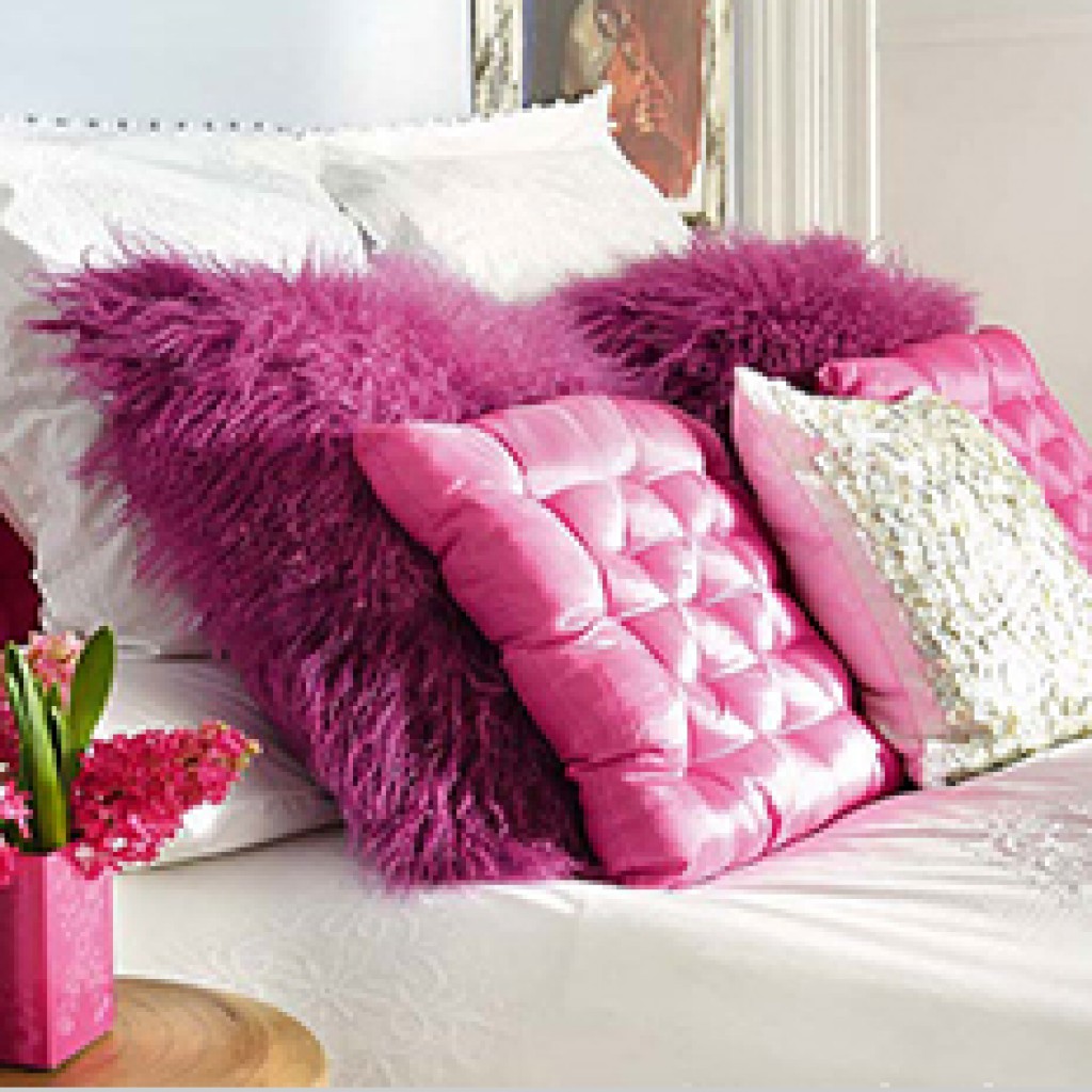 подушки для украшения кровати